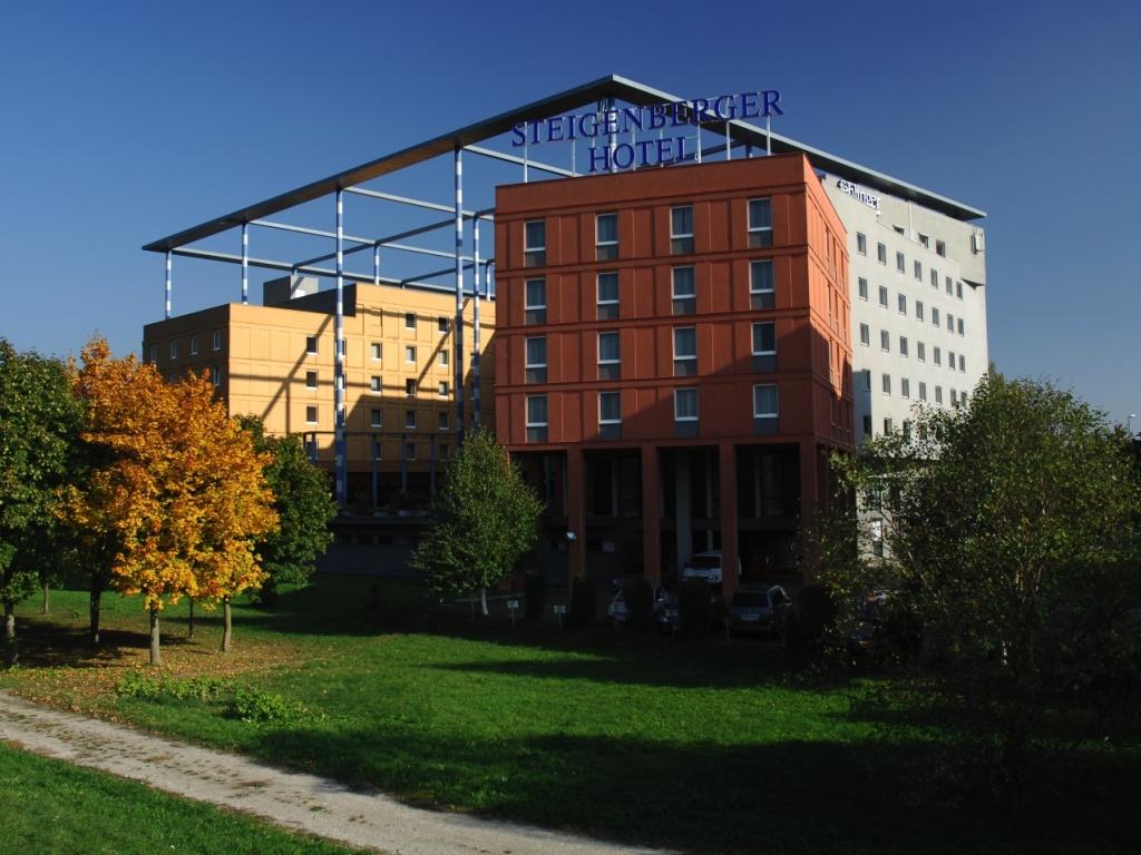 Hotel Trans World Donauwelle